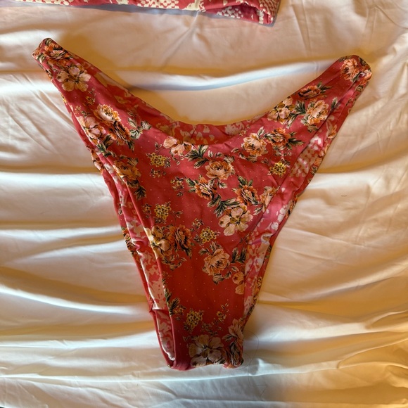 Maaji Reversible Floral / Animal Print Pink Bikini Set - Picture 3 of 9